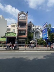 Bán căn đôi Địa chỉ #97-#99 Khánh Hội, Quận 4 chỉ 300tr/m2