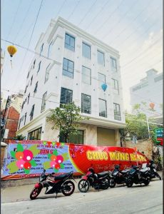 Cho thuê toà nhà mới đẹp 5A Đặng Tất , tân định , Quận 1