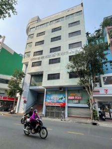 CHO THUÊ NGUYÊN CĂN TÒA NHÀ VĂN PHÒNG GÓC 2 MẶT TIỀN – CAO THẮNG