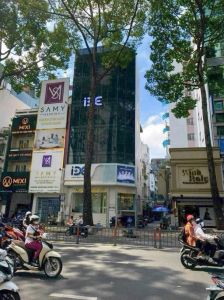 Cho Thuê Nhà GÓC 2MT: 61-63 Đường 3/2, Phường 11, Quận 10