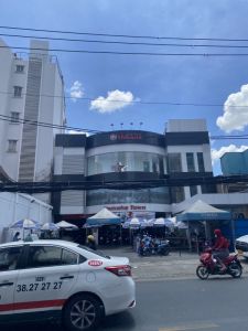 - Bán MT Cách Mạng Tháng 8, p 15,  Q.10.DT:19x41m 4 Tầng,